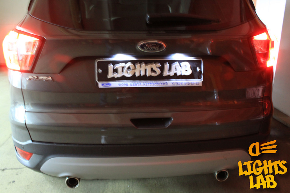 Ford Kuga — оклейка полиуретановой пленкой, замена ламп на светодиодные