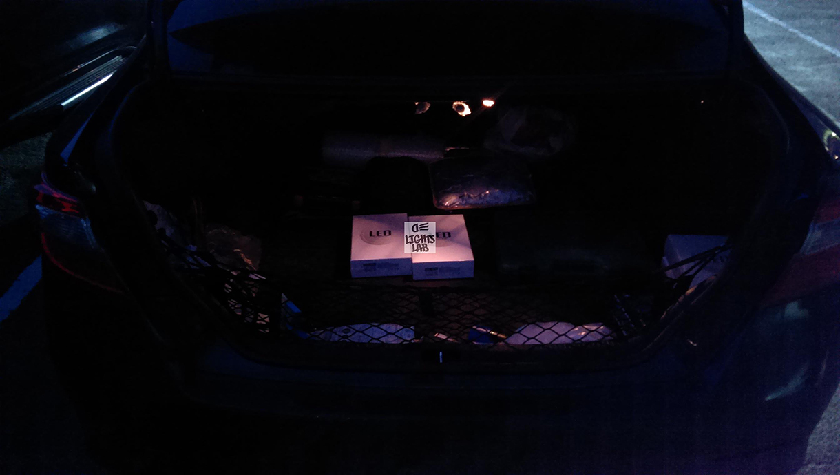 Светодиодная подсветка в багажник Toyota Camry V50