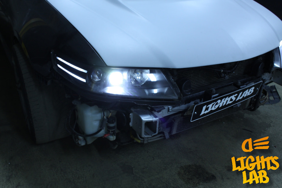 Honda Accord 7 — ремонт и тюнинг фар, установка билинз, ДХО и дьявольских глазок
